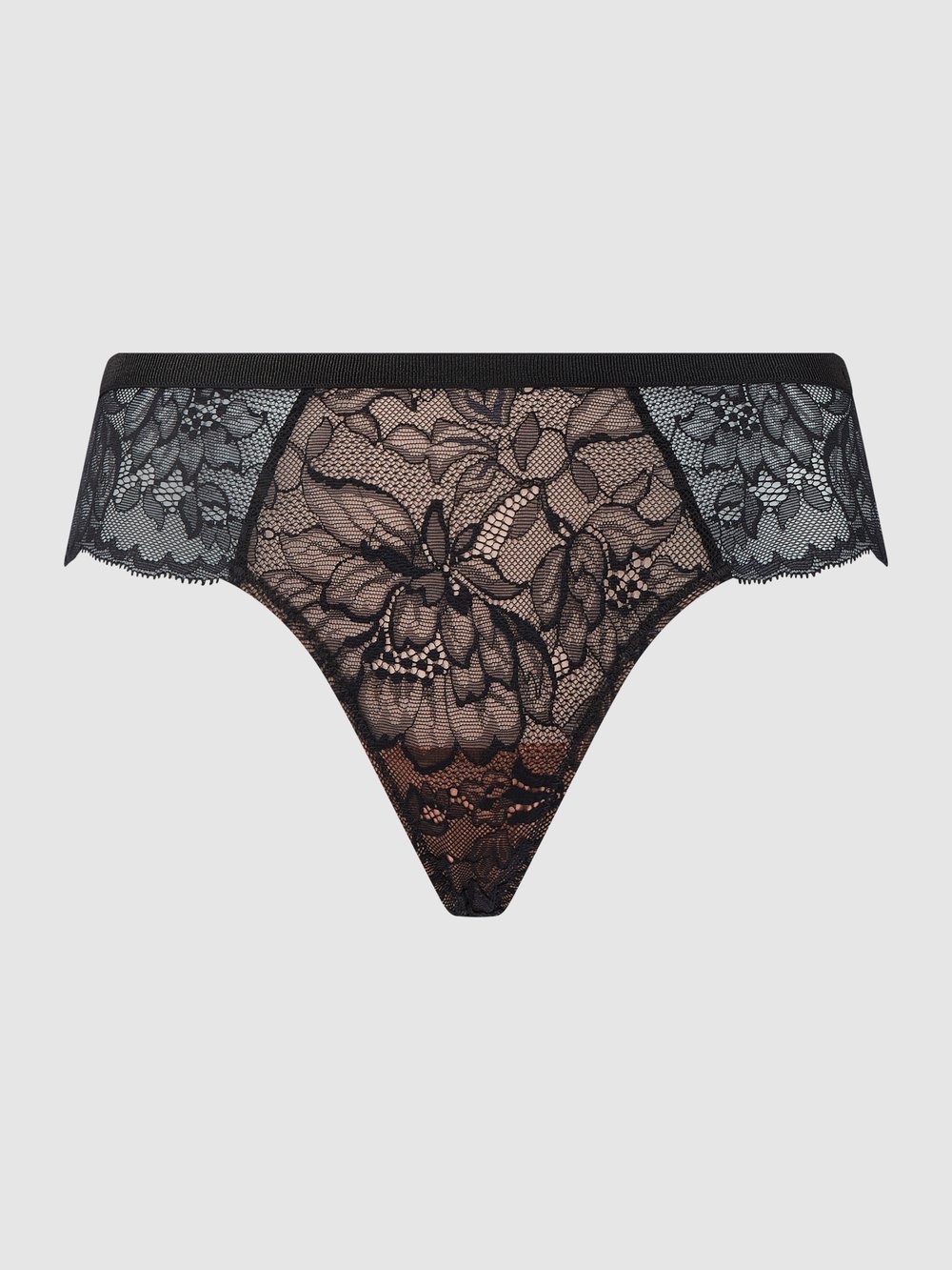 

Кружевные стринги, модель «Amourette Charm» Triumph, черный