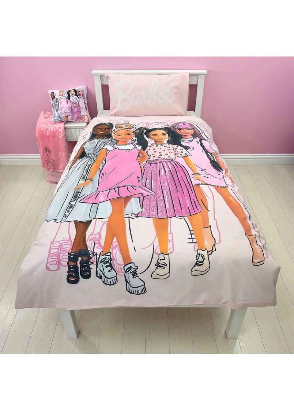 

Набор пододеяльников с фигурками Barbie