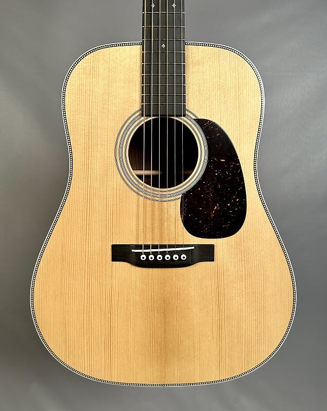 

Акустическая гитара Martin D-28 Authentic 1937 Adirondack Spruce & Guatemalan Rosewood