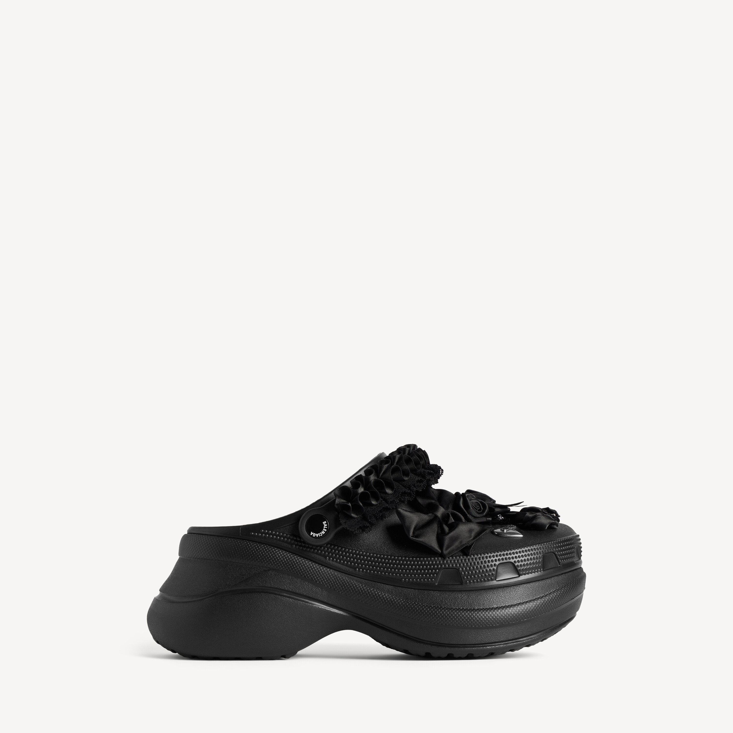 Женские сабо crocs mule jibbitz черного цвета BALENCIAGA, черный