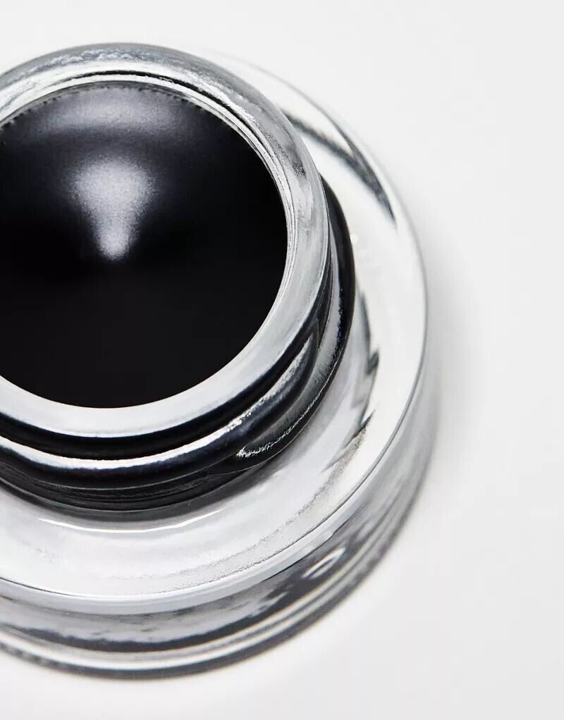 Стойкая гелевая подводка для глаз Bobbi Brown чернильно-черного цвета — фото 4