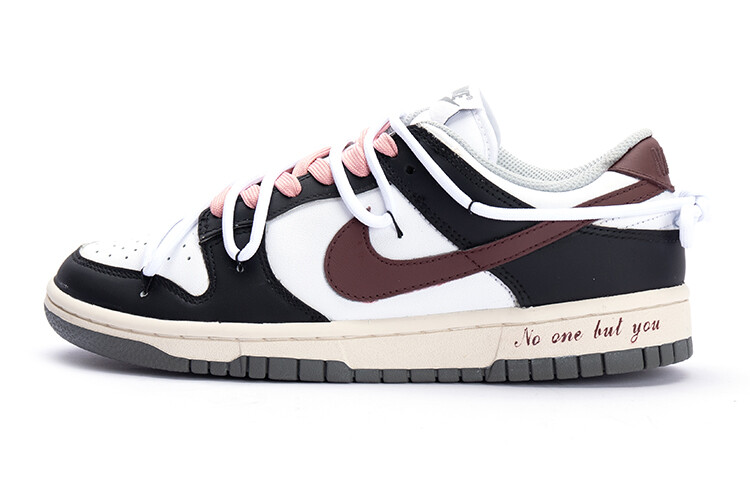 

Кроссовки Nike Dunk Skateboard Shoes Women's Low-Top Black Pink/Red
