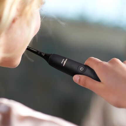 Philips Sonicare DiamondClean 9000: Электрическая зубная щетка с дорожным футляром — фото 3