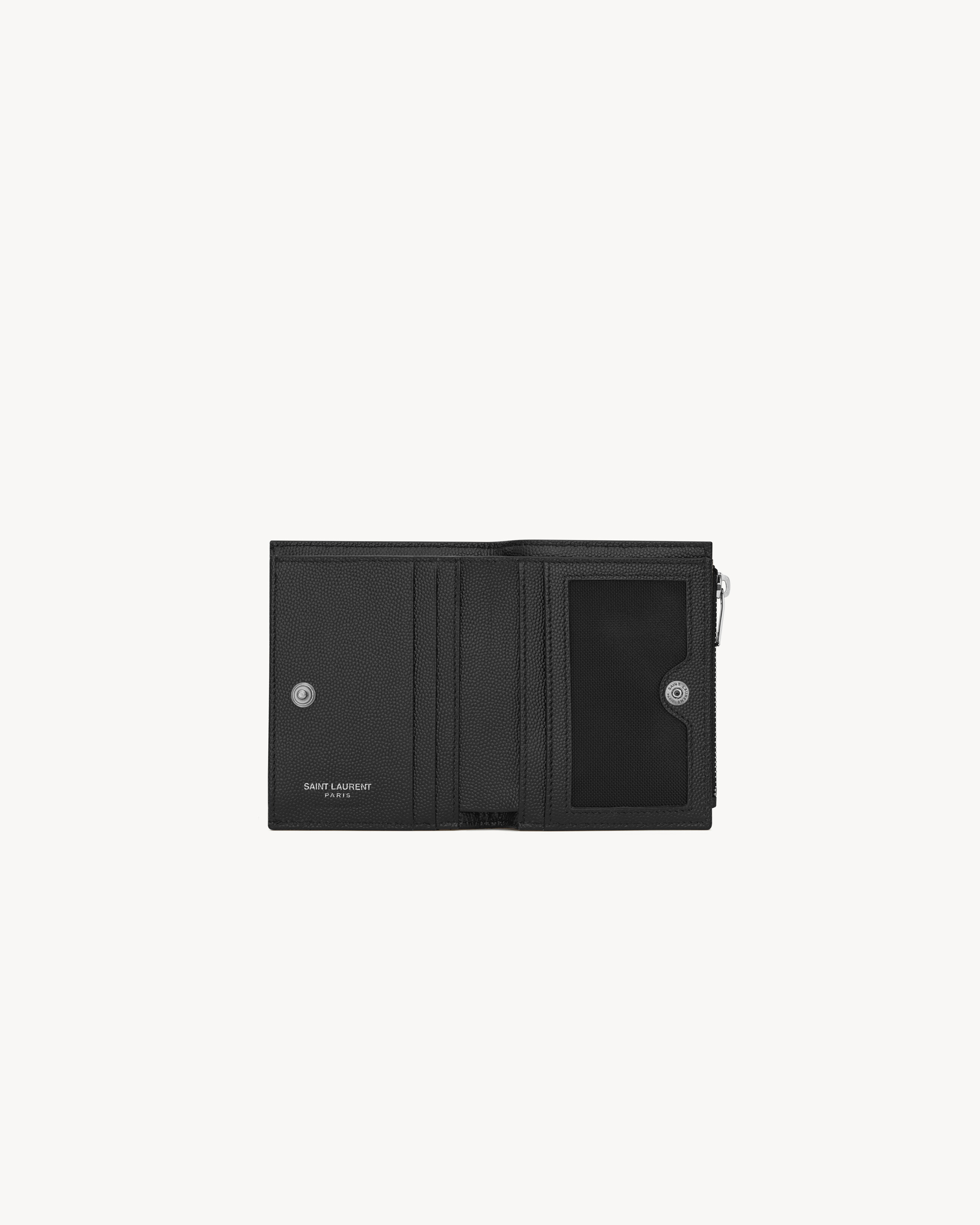 Двухсложный кошелек CASSANDRE MATELASSE из зернистой кожи grain de poudre Saint Laurent, черный — фото 4