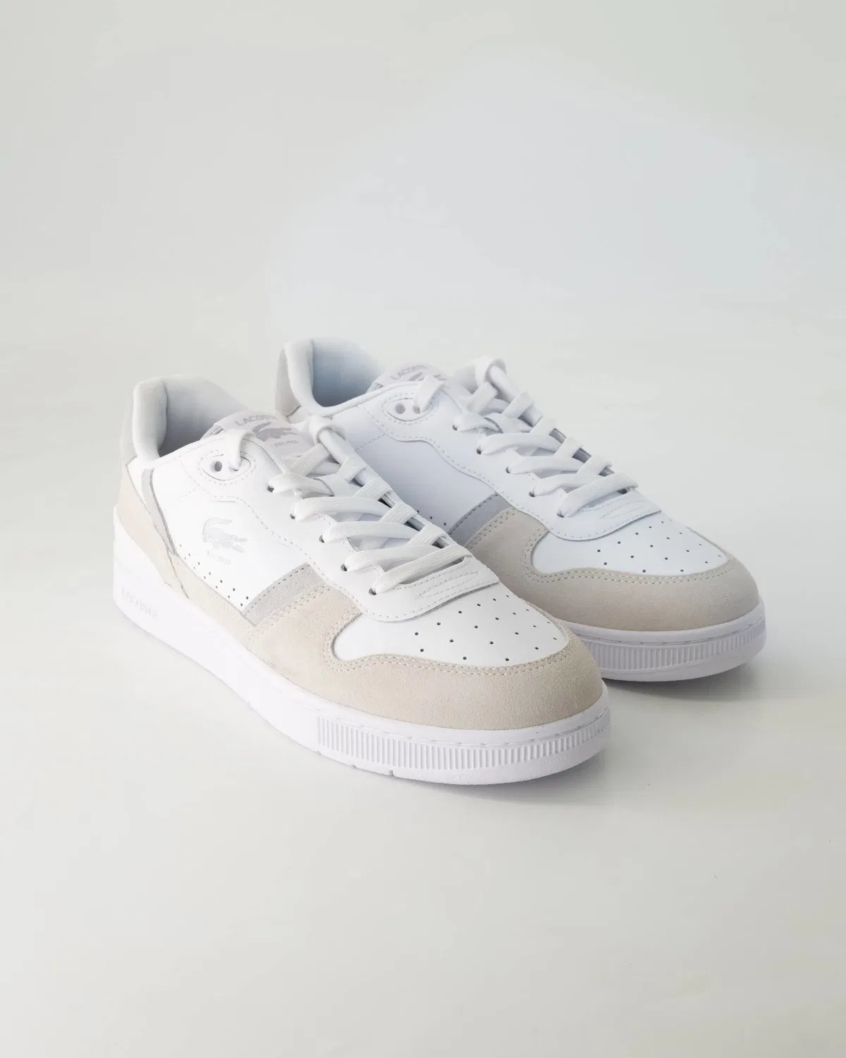 Кроссовки низкие кожаные Lacoste, белый