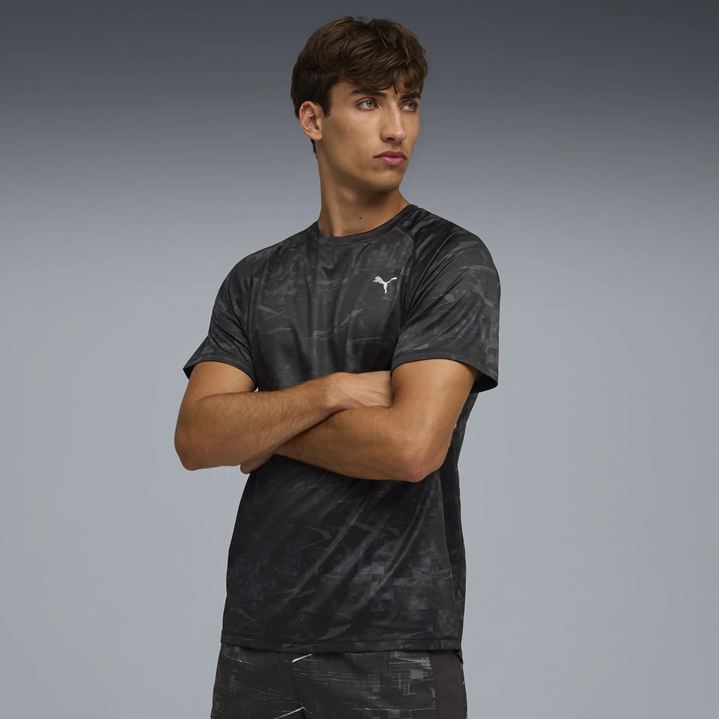 

Футболка мужская M Run Velocity AOP Puma, черный