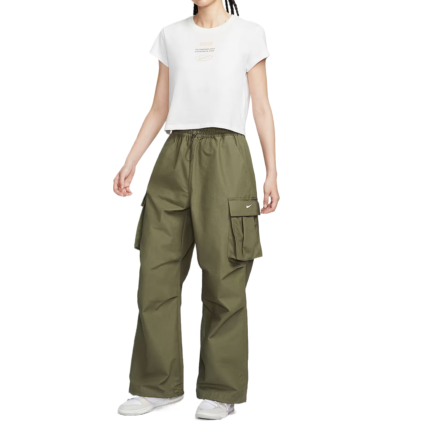 Спортивные штаны женские Mid Rise Oversized Woven Cargo Nike, зеленый — фото 4