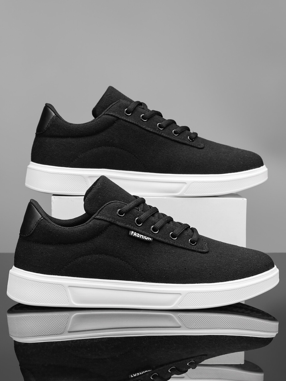 

Кроссовки SHEIN, черный/белый