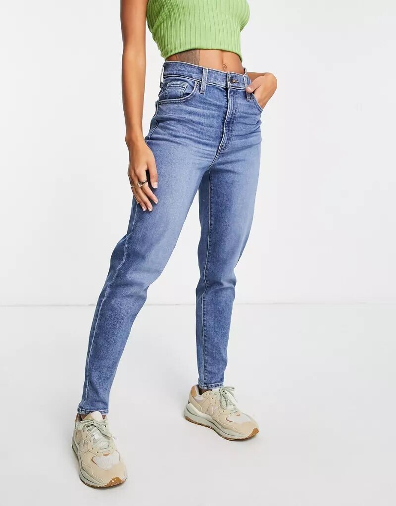 

Джинсы Mom с высокой талией Levi's средней стирки