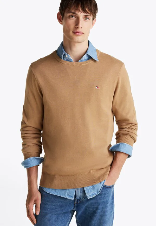 Свитер с круглым вырезом и вышивкой флага Tommy Hilfiger, Safari Canvas