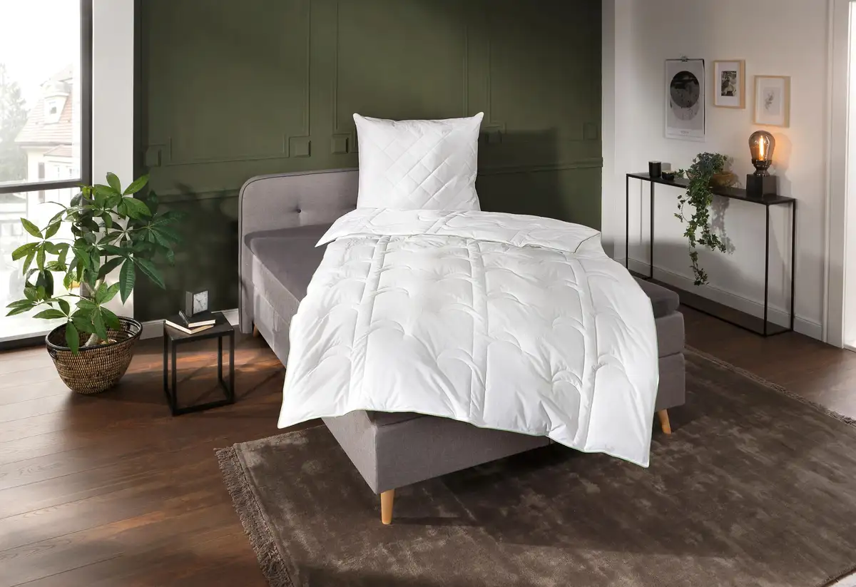

QUEENS TEXTILES одеяло из натурального волокна "Ирис 135х200 см, белый