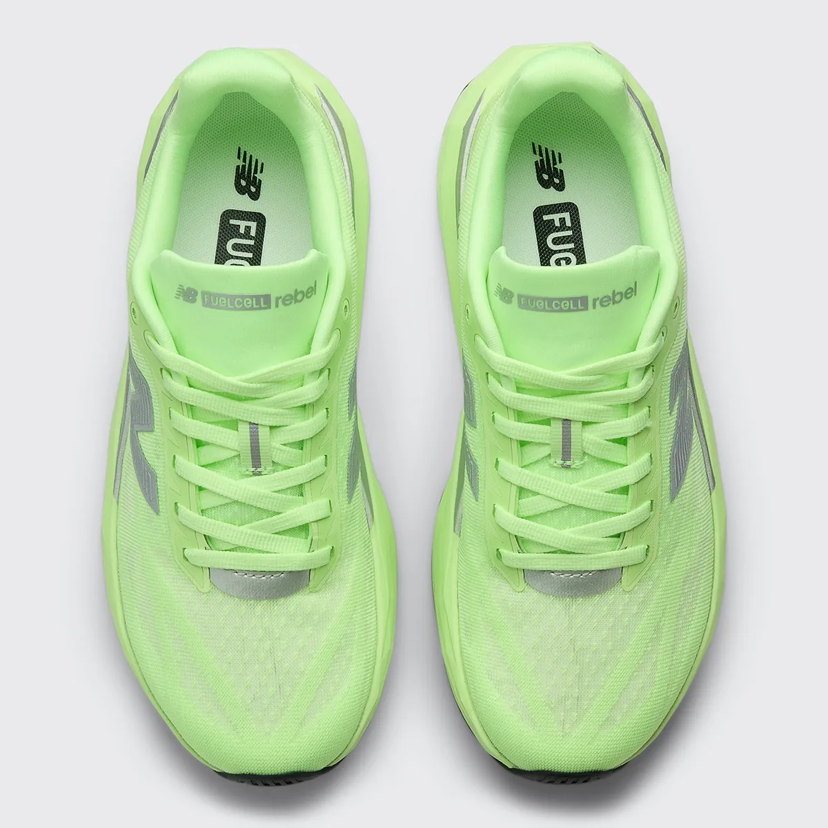 Женские кроссовки для бега FuelCell Rebel v5 New Balance, зеленый — фото 3