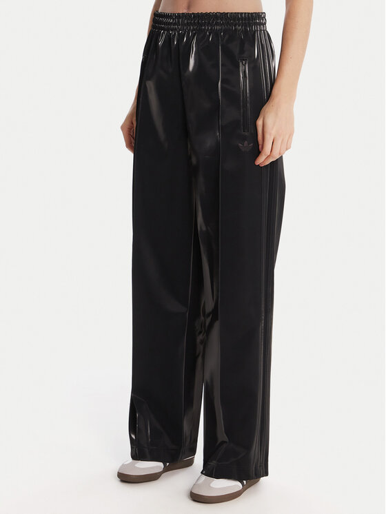 

Спортивные брюки loose fit adicolor Holiday JV7503 Adidas, черный