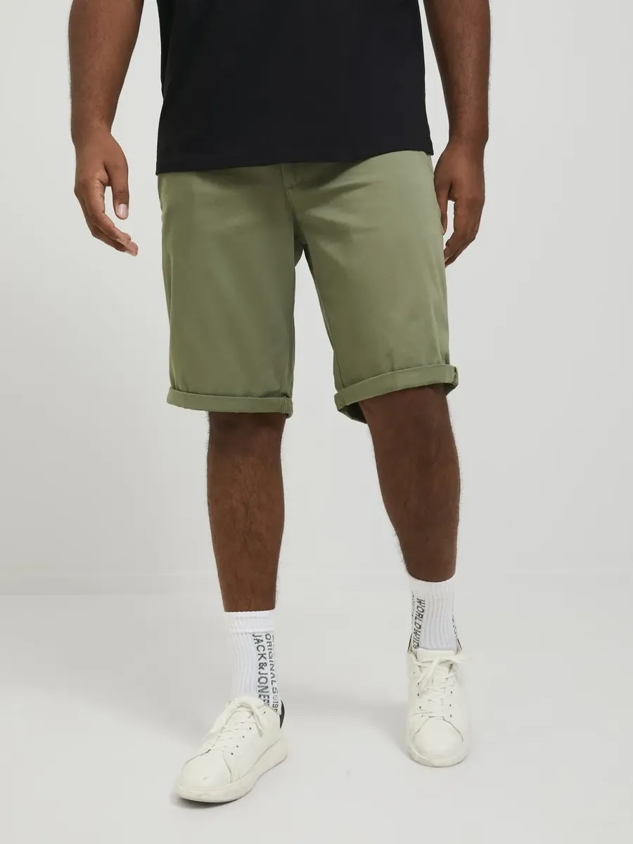 

Шорты-чиносы Jack & Jones PlusSize "JPSTBOWIE JJSHORTS SOLID SA SN PLS", зеленый
