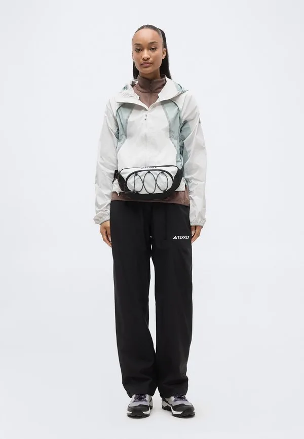 Ветровка Adidas Terrex, Grey One/Sage — фото 2