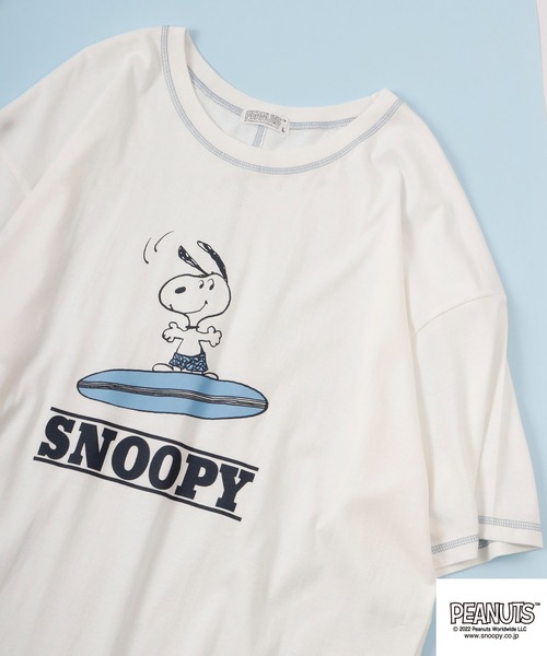 

Футболка с коротким рукавом, приспущенными плечами, бренд PEANUTS, цвет белый