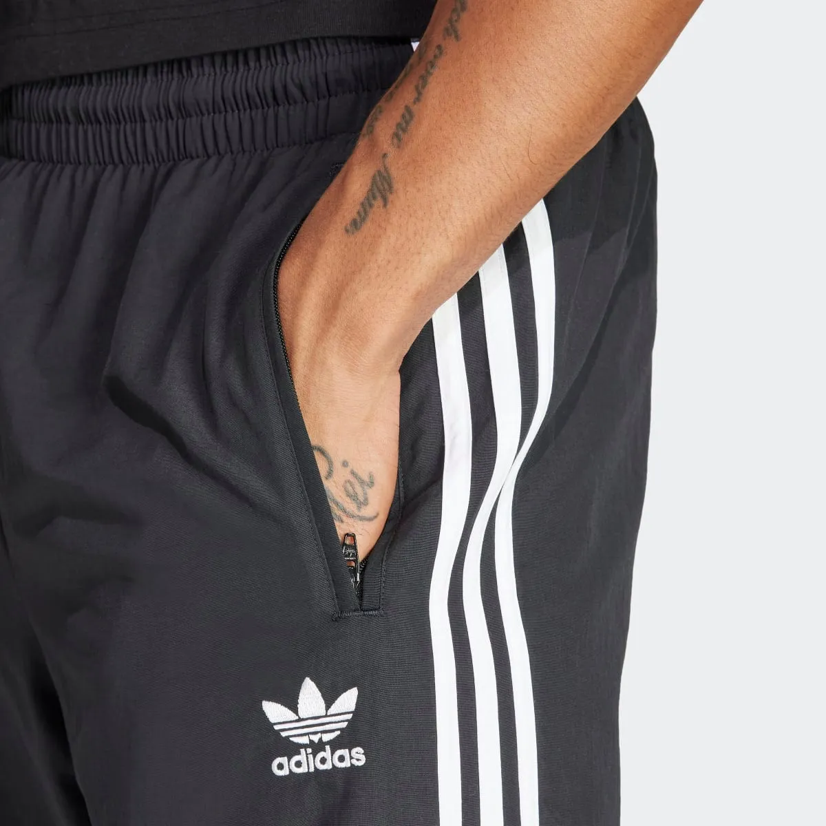 Мужские брюки Firebird Adicolor Woven от Originals adidas, черный — фото 4