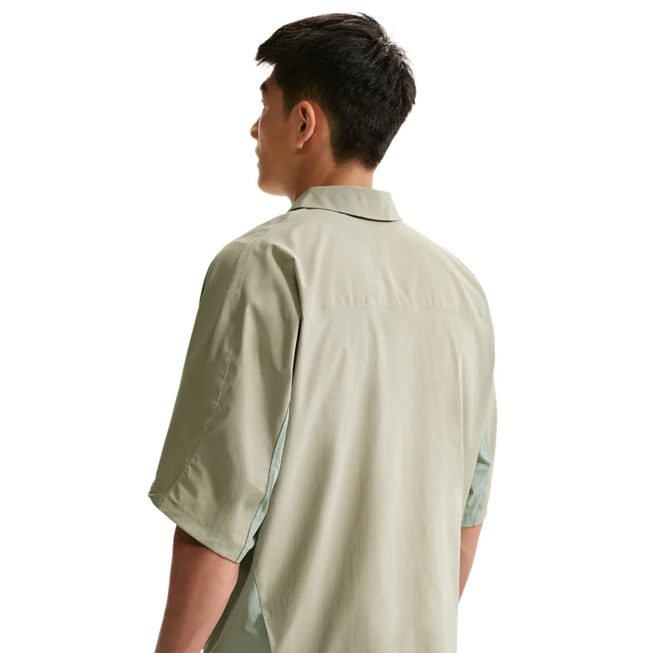 Мужская футболка с коротким рукавом Nike Tech Helios Sun SS Shirt, Spruce Fog/Light Pumice/Black — фото 2