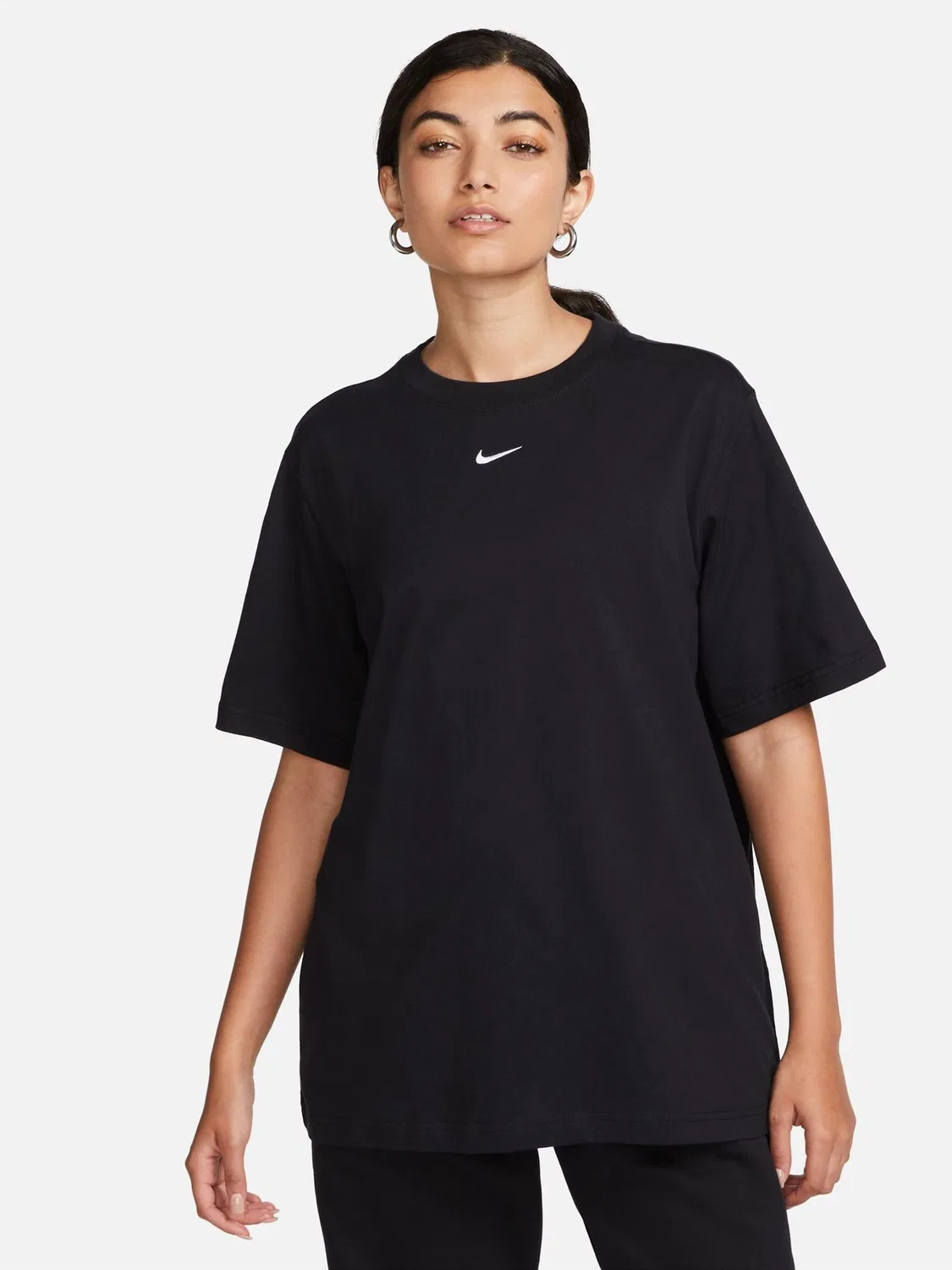 Футболка Nike Sportswear Essential, черный — фото 2