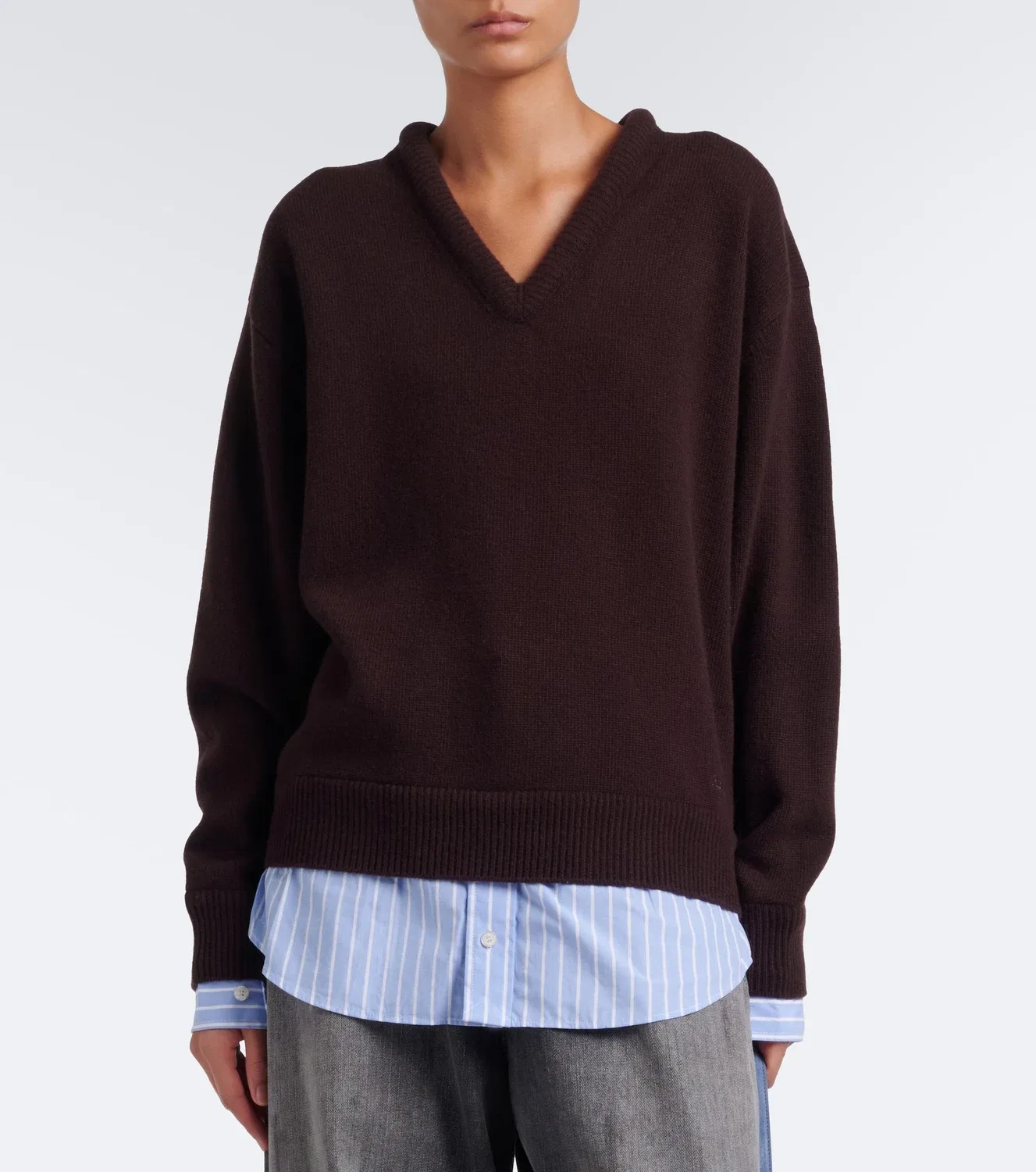 Свитер с V-образным вырезом Acne Studios, коричневый — фото 2