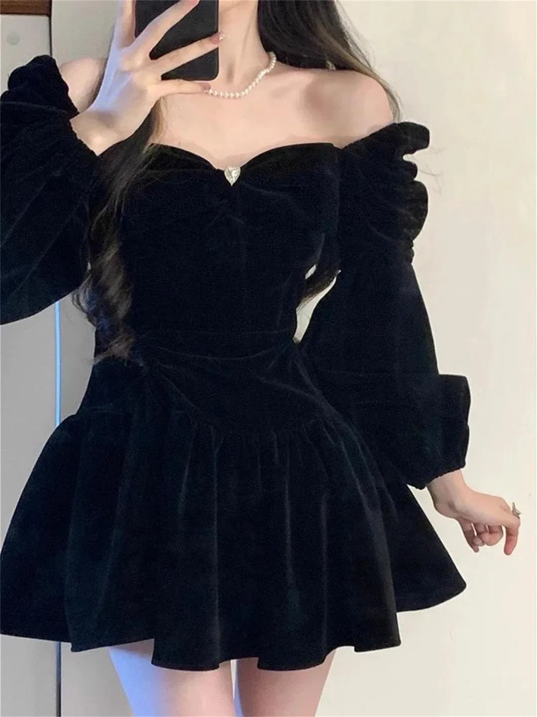 Женское мини-платье с пышными рукавами и квадратным вырезом, Black — фото 2