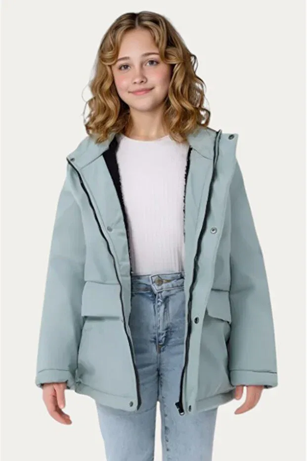 Детское пальто для девочек зимнее с капюшоном Montland, Mint Green