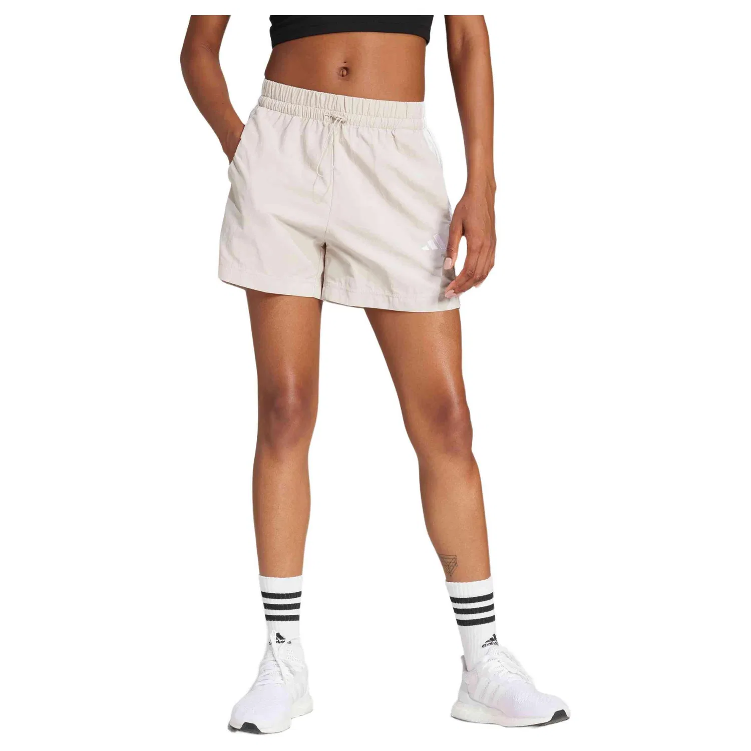 Женские шорты Adidas JC8165, Grau