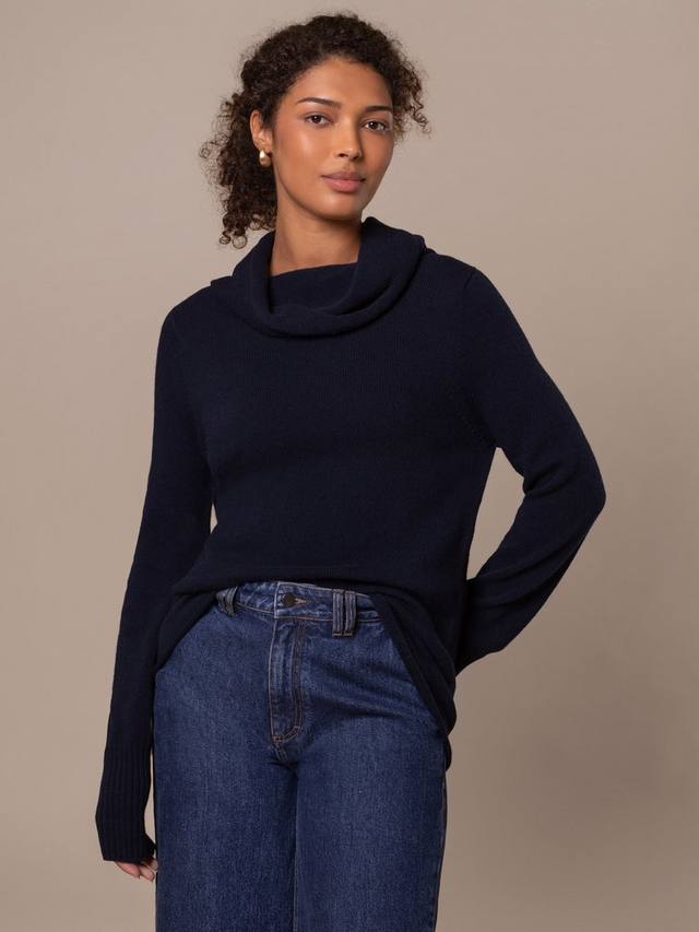 

Супермягкий бесформенный джемпер с воротником-хомутом Celtic & Co.