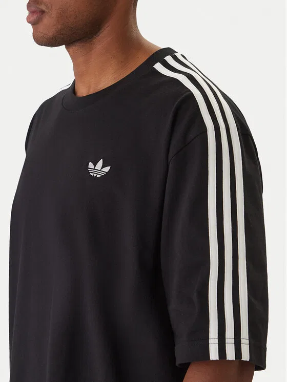 Футболка oversize adicolor 3-Stripes Adidas, черный — фото 4