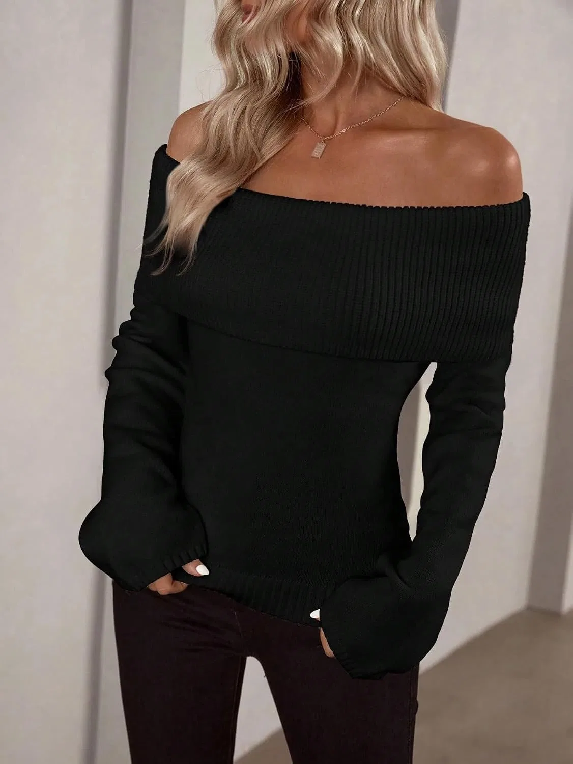 Женский свитер с открытыми плечами, Pullover, чёрный — фото 4