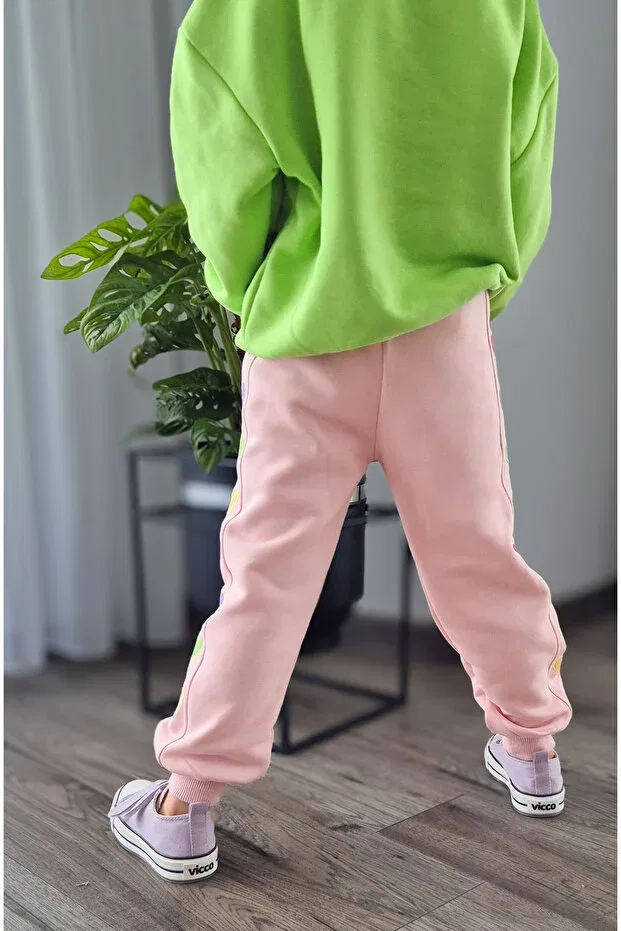 Детские спортивные штаны для девочек с принтом Colorful hearts embroidered Balkabaği, Pink — фото 4