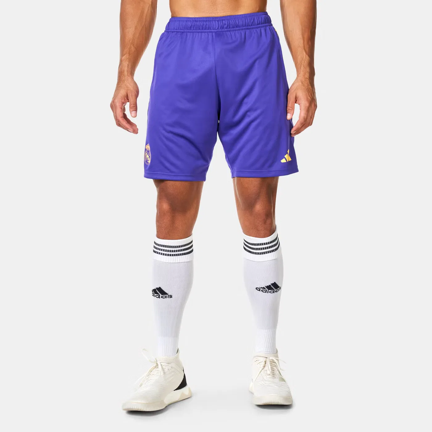 Шорты тренировочные футбольные Real Madrid Tiro 23 Adidas, фиолетовый