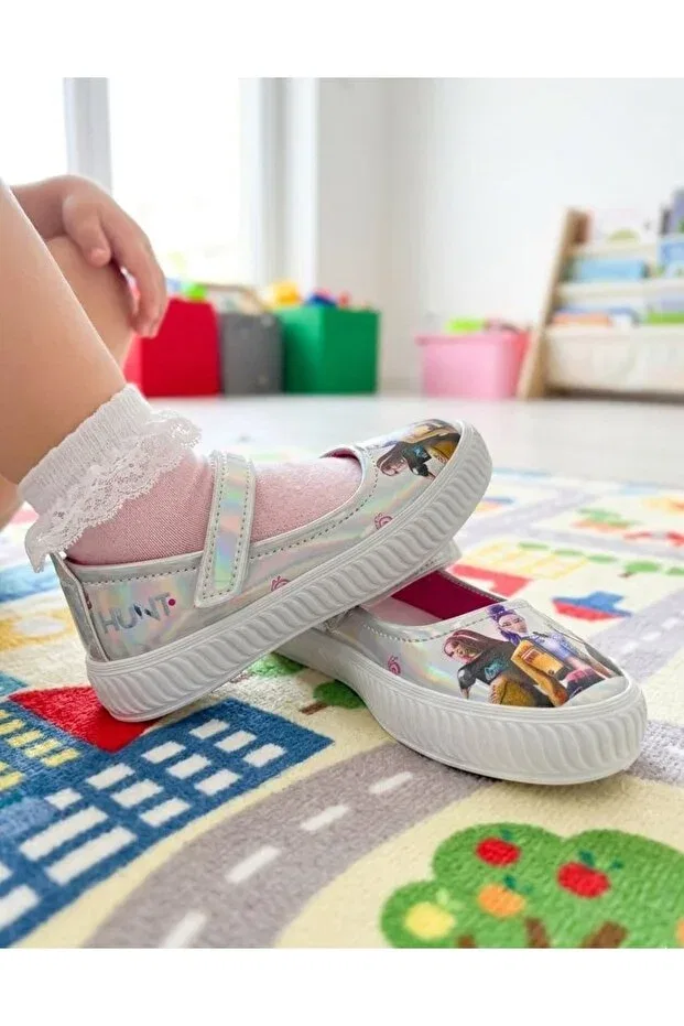 Детские балетки для девочек с графическим принтом Huntrix Surpie Shoes, Silver — фото 4