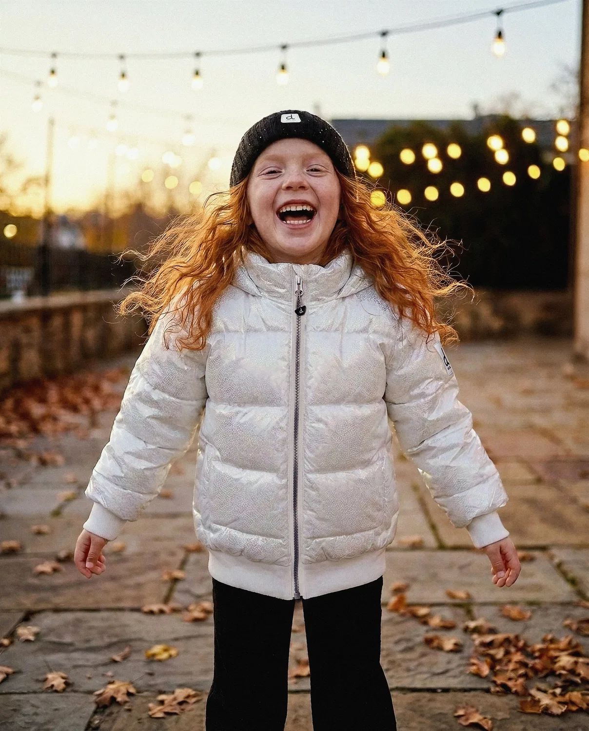 Детская зимняя куртка пуховая с блеском Winter Puffy Jacket Deux par Deux, White Glitter — фото 2