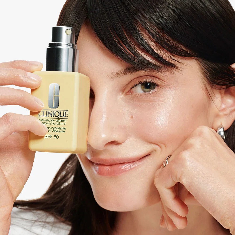 Увлажняющий лосьон для лица SPF50 Clinique Dramatically Different, 50 мл — фото 4