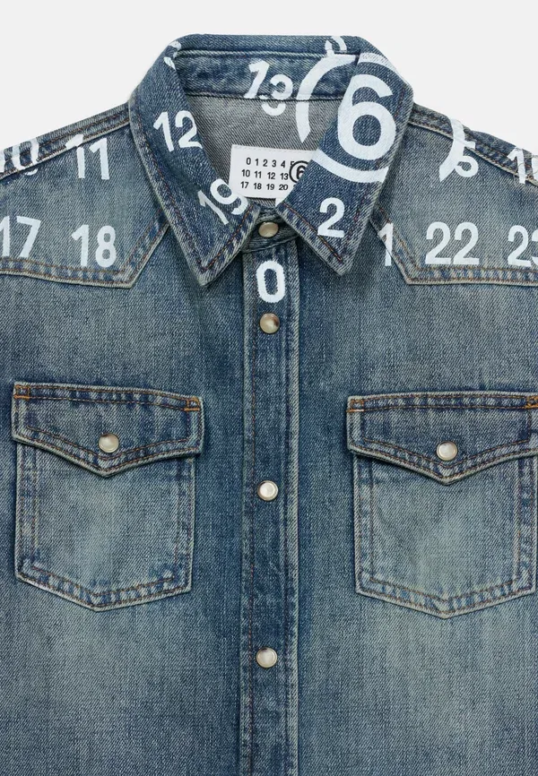 Блузка джинсовая Unisex button-down blouse Mm6 Maison Margiela Denim, синий — фото 4