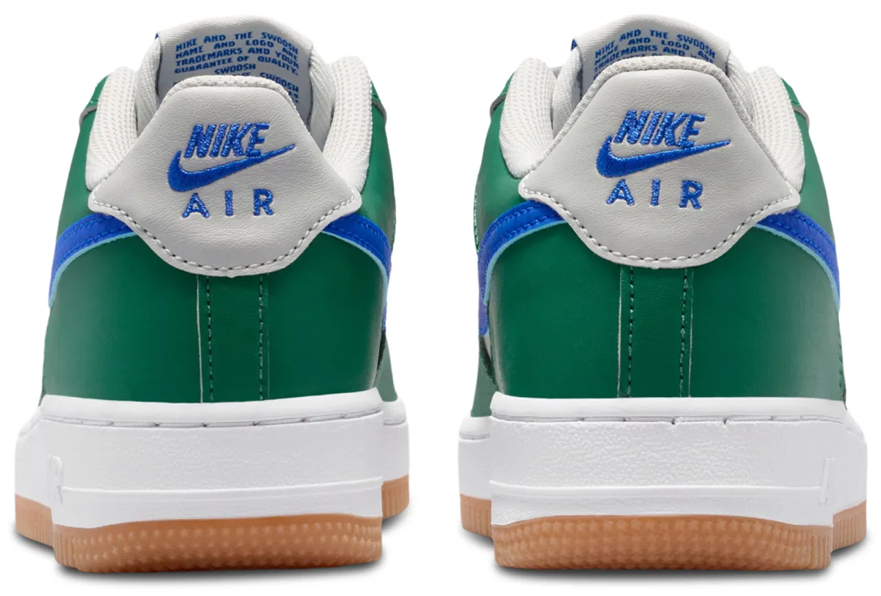Детские кроссовки для мальчиков с кожаным верхом Nike Air Force 1 Low, Racer Blue/Gray Fog/Evergreen — фото 3