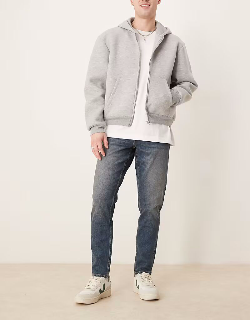 

Джинсы ASOS DESIGN stretch tapered in mid wash blue