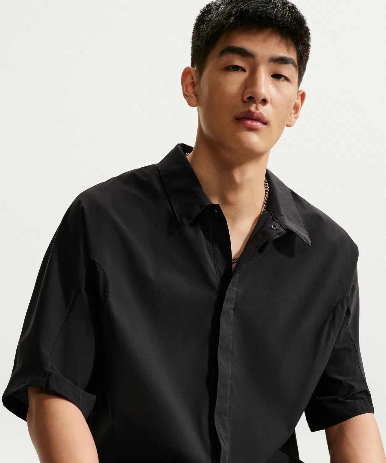 Мужская футболка с коротким рукавом Nike Dri-FIT UV Tech Sun Shirt II2351, черный — фото 3