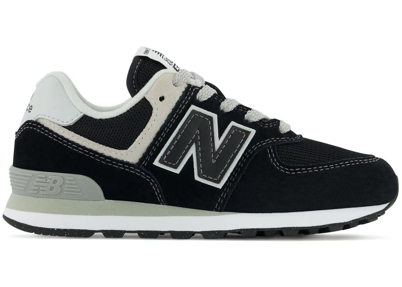 Детские кроссовки Lifestyle New Balance 574 Core, Black/White
