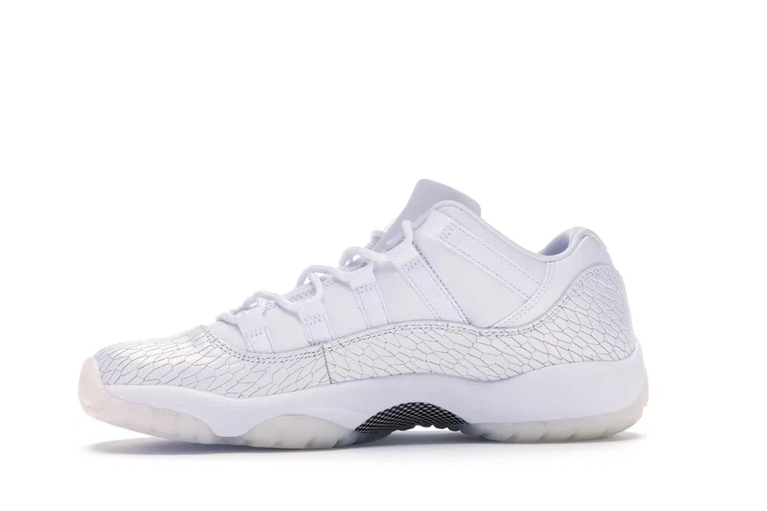 Детские кроссовки с низким верхом Jordan 11 Retro Low Heiress Pure Platinum Jordan, White/White-Pure Platinum — фото 3