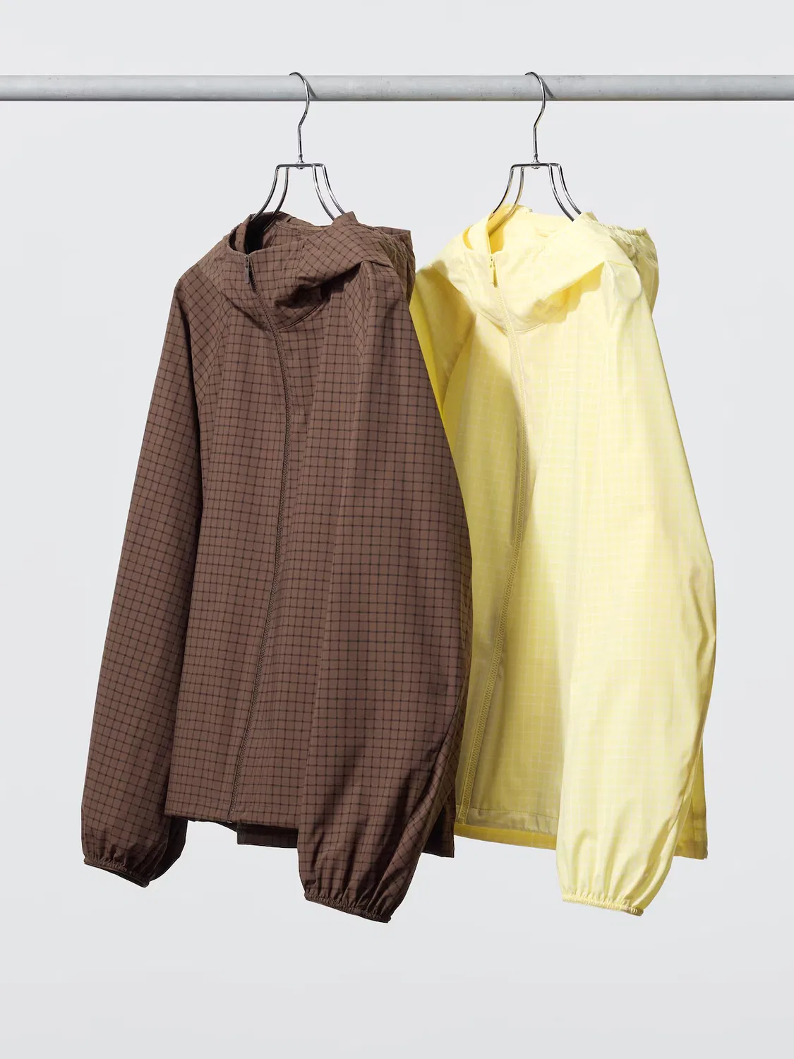 Парка Uniqlo, защитная от ультрафиолета, в клетку, темно-коричневый — фото 4