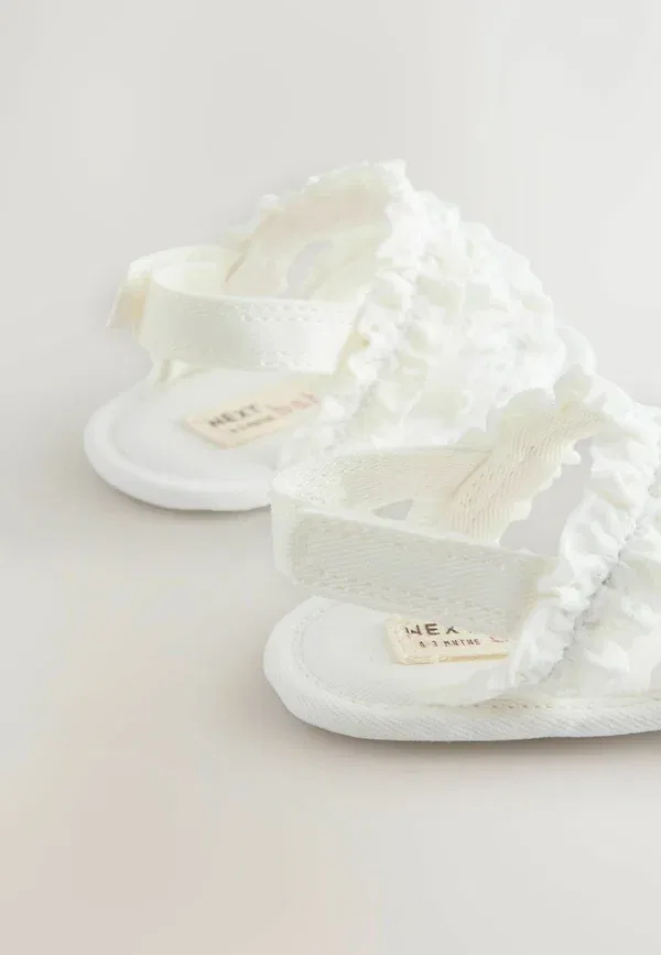 Босоножки из эко-кожи Regular fit - baby ruffle - baby shoes Next, белый — фото 4