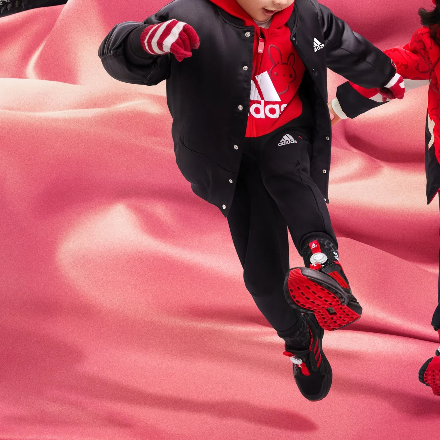 Детский комплект спортивной одежды с капюшоном Adidas, Red+Black — фото 4