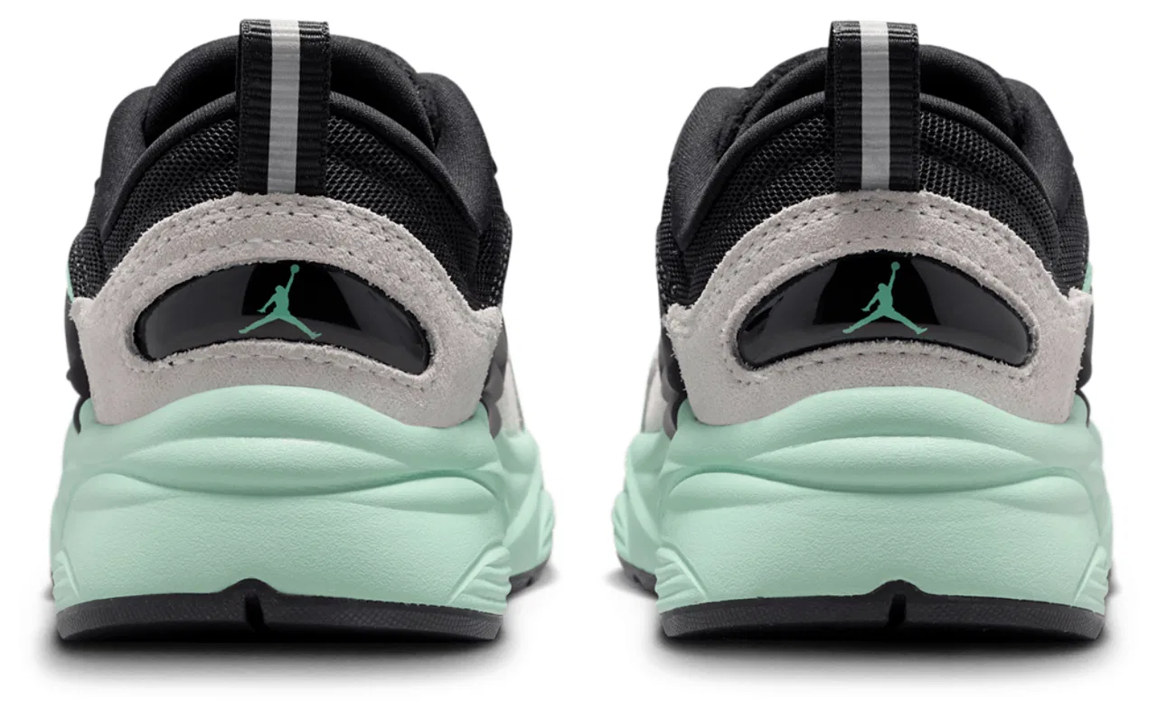 Кроссовки для девочек Trunner Jordan, цвет Black/Jade Aura/Neutral Grey — фото 3