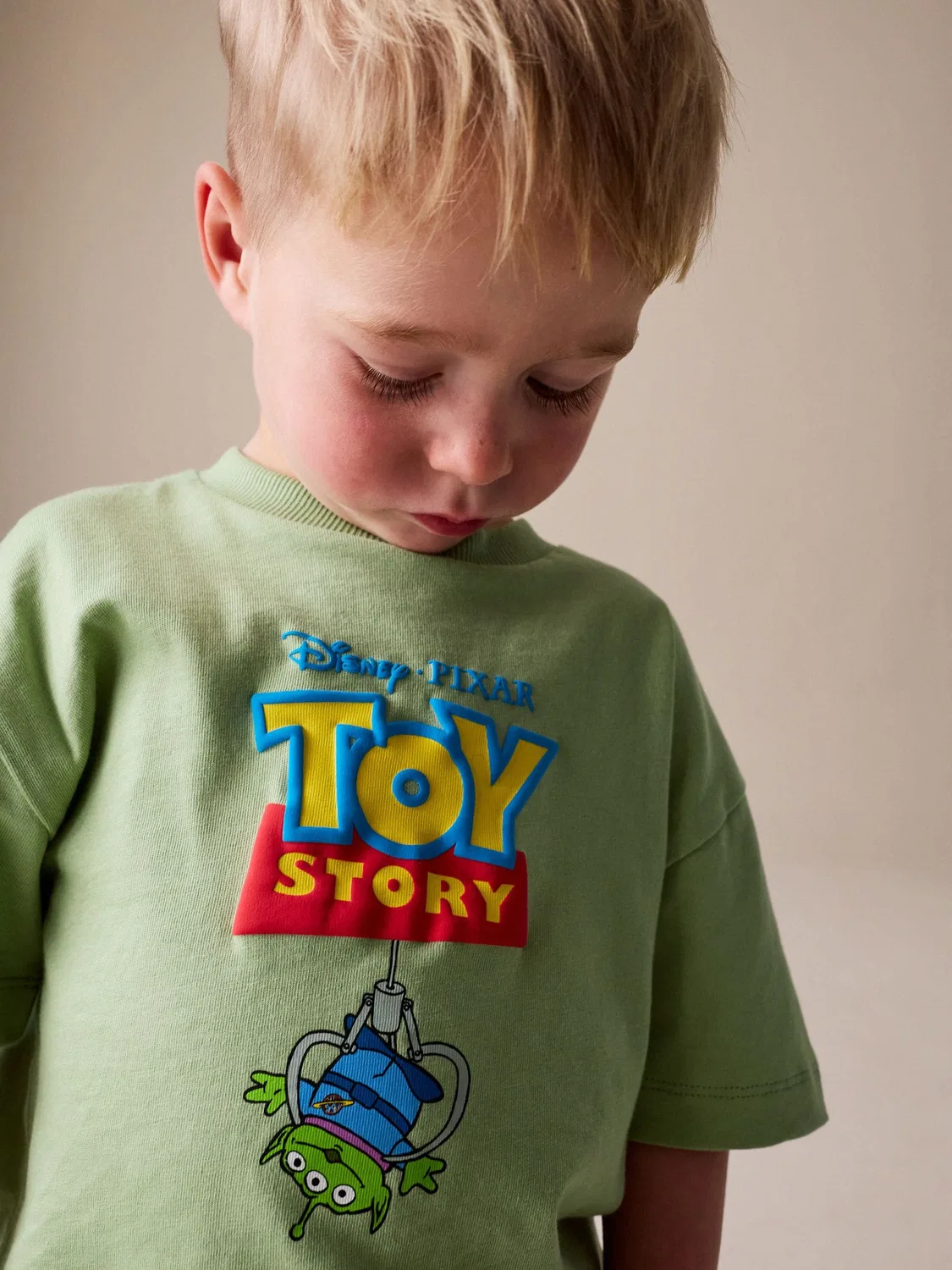 Футболка с принтом Toy Story, Aliens Next, цвет шалфейно-зеленый