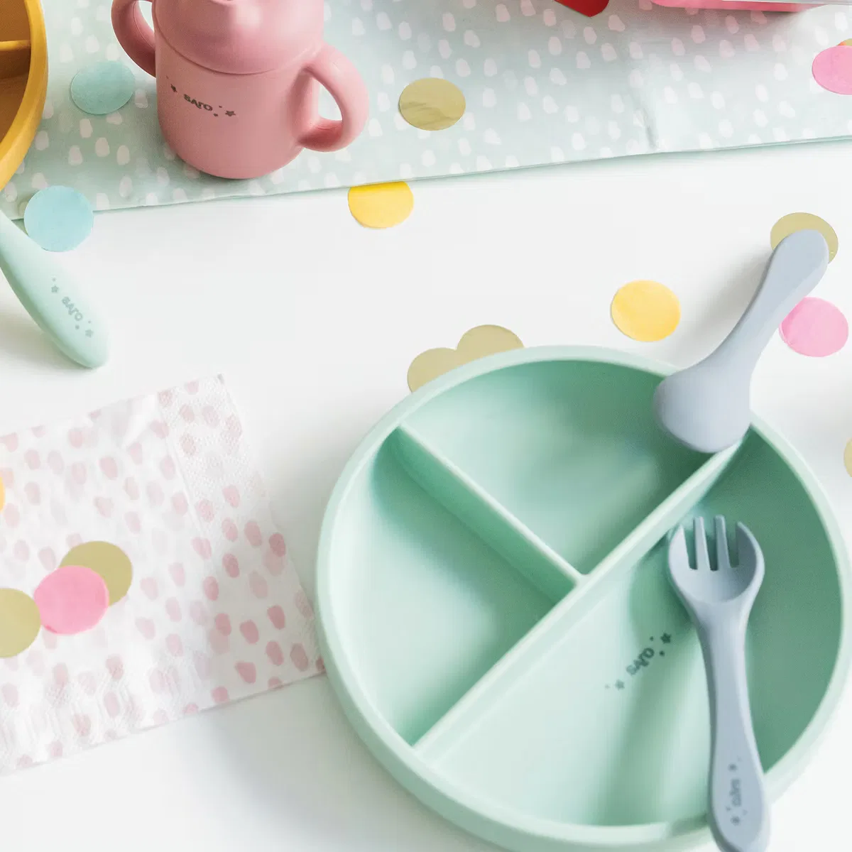 Тарелка детская с силиконовой присоской и тремя отделениями Food & Fun Saro, Mint — фото 2