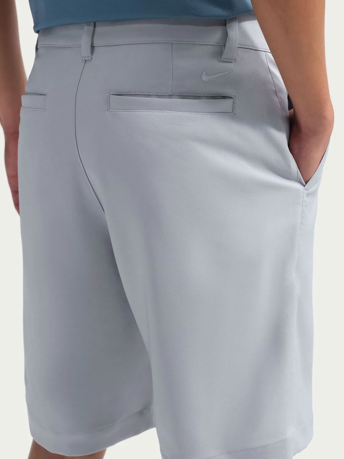 Шорты для гольфа Nike Wolf Grey и Cream Natural Dri-FIT Velocity At Knee — фото 4