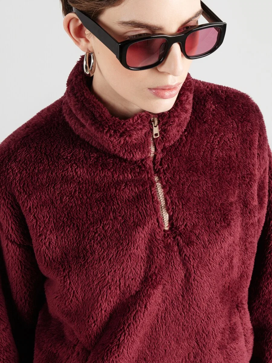 Свитер LEVI'S 'Gemma Sherpa 1/4 Zip Sweatshirt' в цвете цикламен — фото 2
