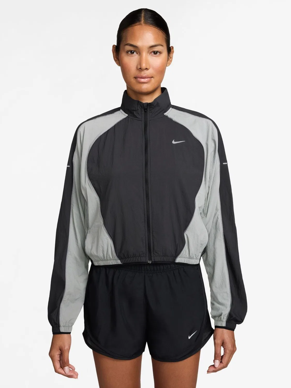 Куртка беговая Nike Black Swift UV Repel, черный — фото 3